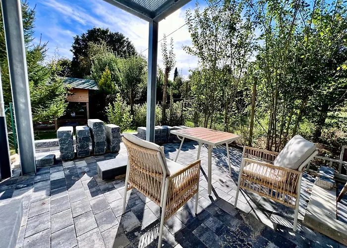 Alte Stube 36 アパート *